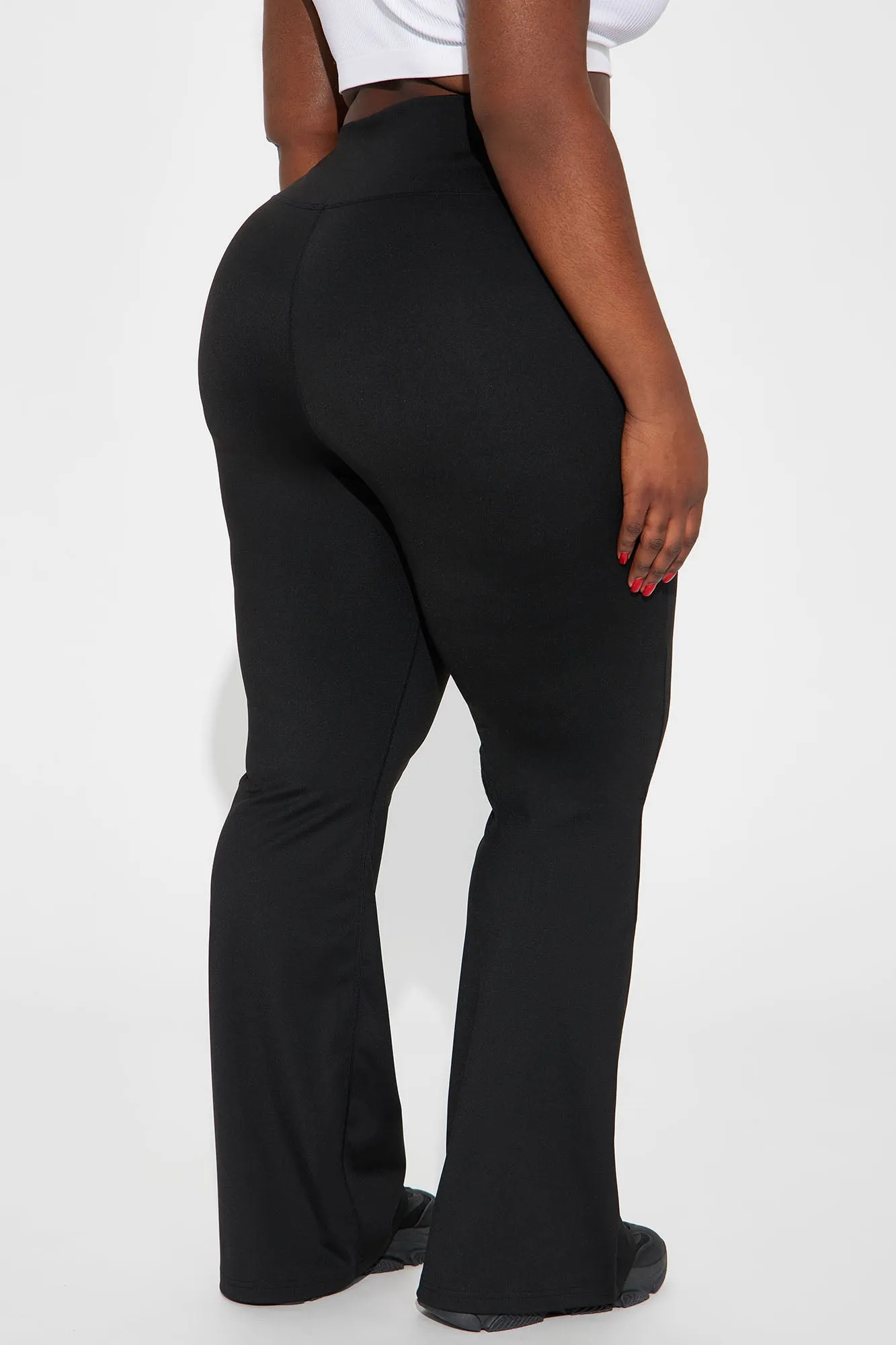 Adrianna Lounge Yoga Pant - Black