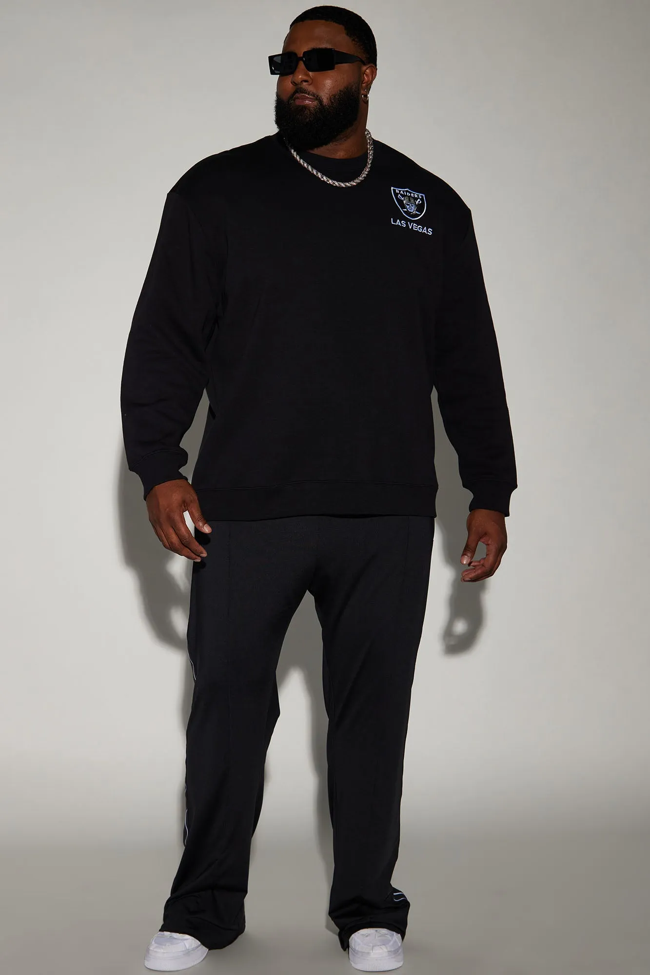 Almost Famous Flare Sweatpant - Black