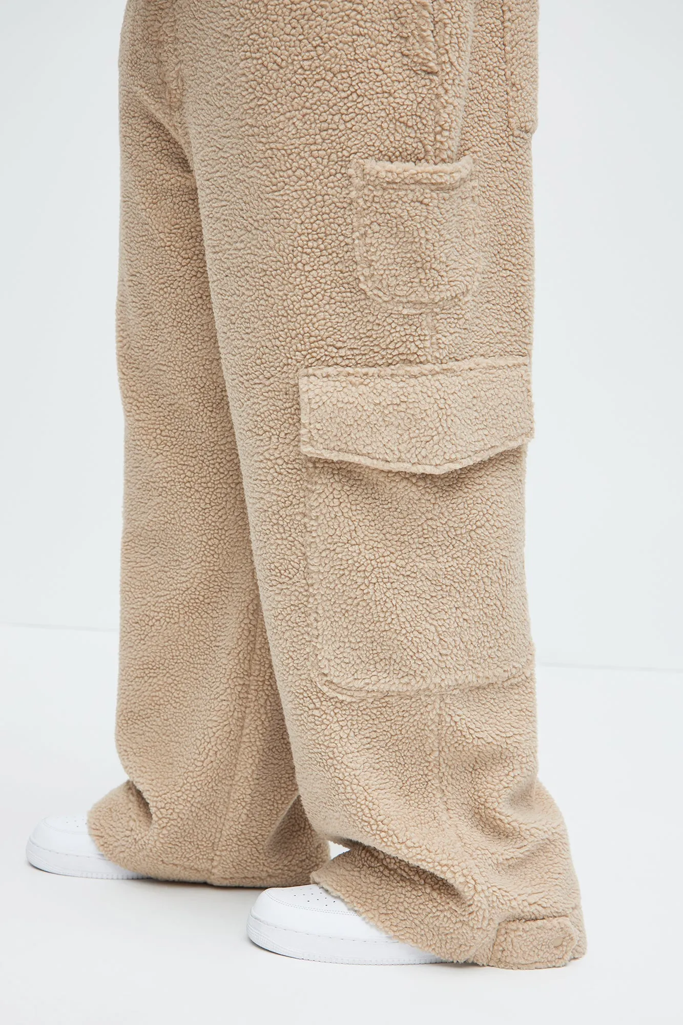 Axel Polar Fleece Baggy Cargo Pants - Tan